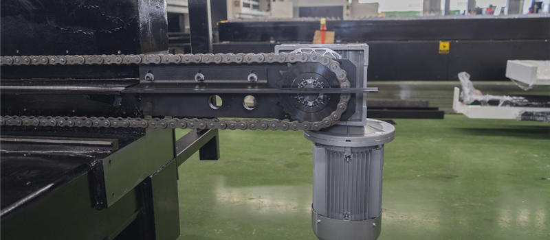 單平臺板管一體激光切割機(jī)-系統(tǒng)與傳動強(qiáng)強(qiáng)聯(lián)合