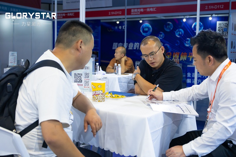 力星激光2024上海工博會捷報頻傳！再獲30000瓦高功率設備簽單！