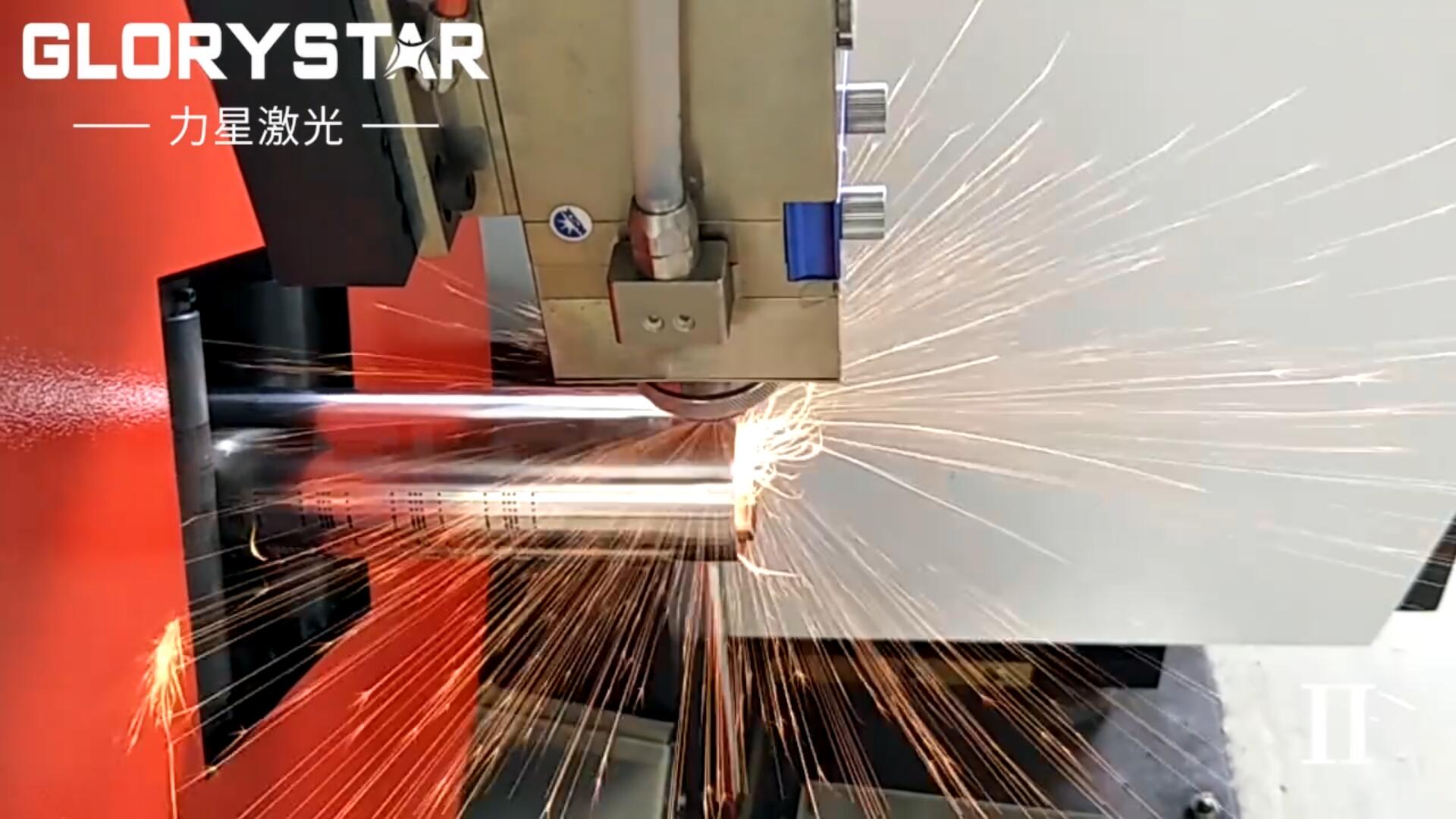 力星激光攜三卡盤專業(yè)激光切管機參加第22屆SIMM深圳國際機械展