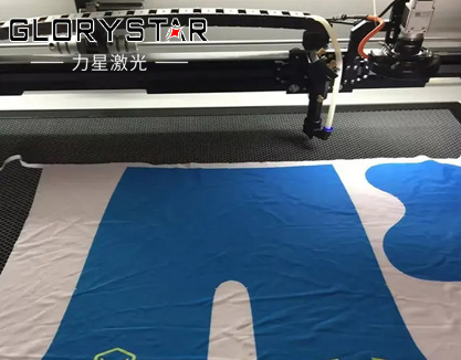 激光切割機加工技術在服裝行業的應用解決方案